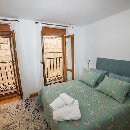 Tu Refugio En La Plaza Mayor ซิวดัด-โรดรีโก ภายนอก รูปภาพ