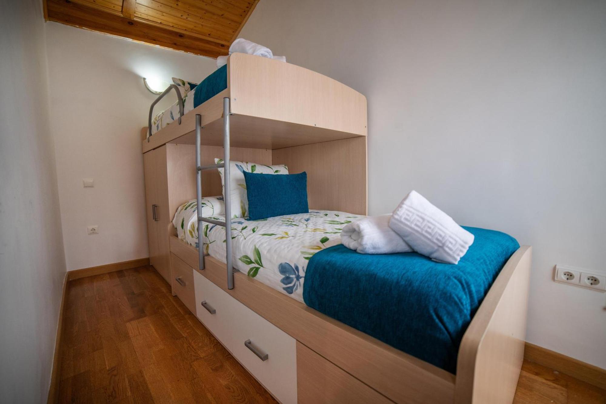 Tu Refugio En La Plaza Mayor ซิวดัด-โรดรีโก ภายนอก รูปภาพ